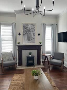 1111 Abercorn - Whole Unit