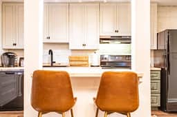 212 E Waldburg - Unit A