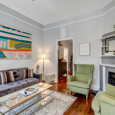 518 E Henry Lower