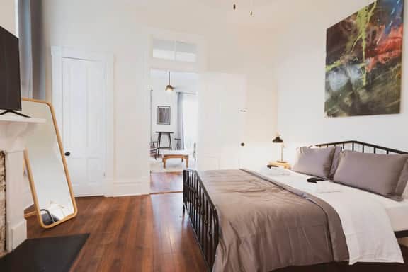 212 E Waldburg - Unit C